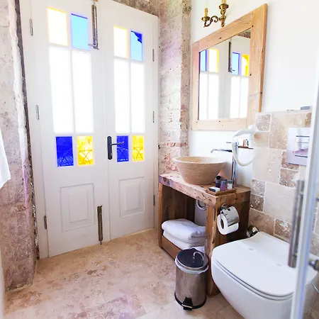 King Aegeus 호텔 2*