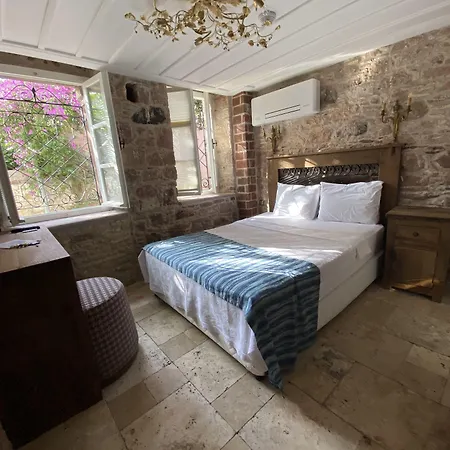 King Aegeus Szálloda Ayvalı