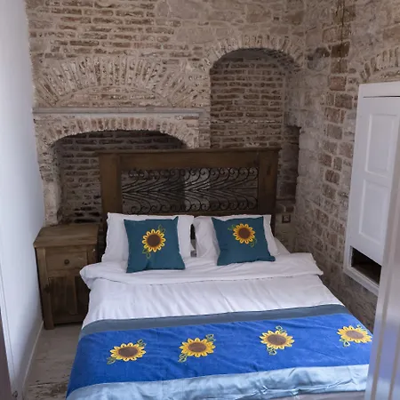 King Aegeus Hotel