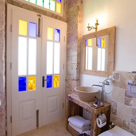 Hotel King Aegeus 2*